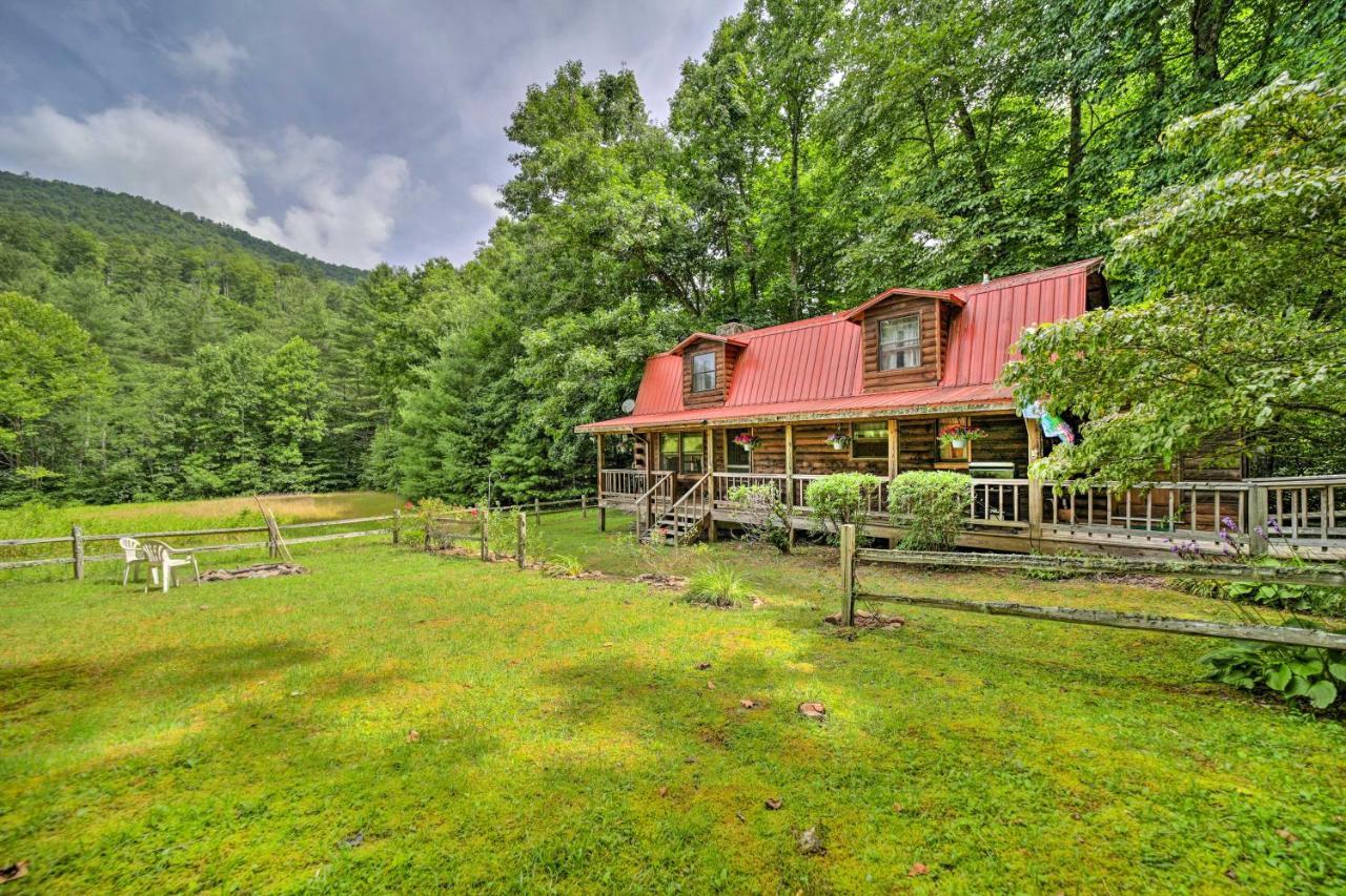 Scenic Creekside Cabin With Wraparound Porch! Villa Highlands Luaran gambar